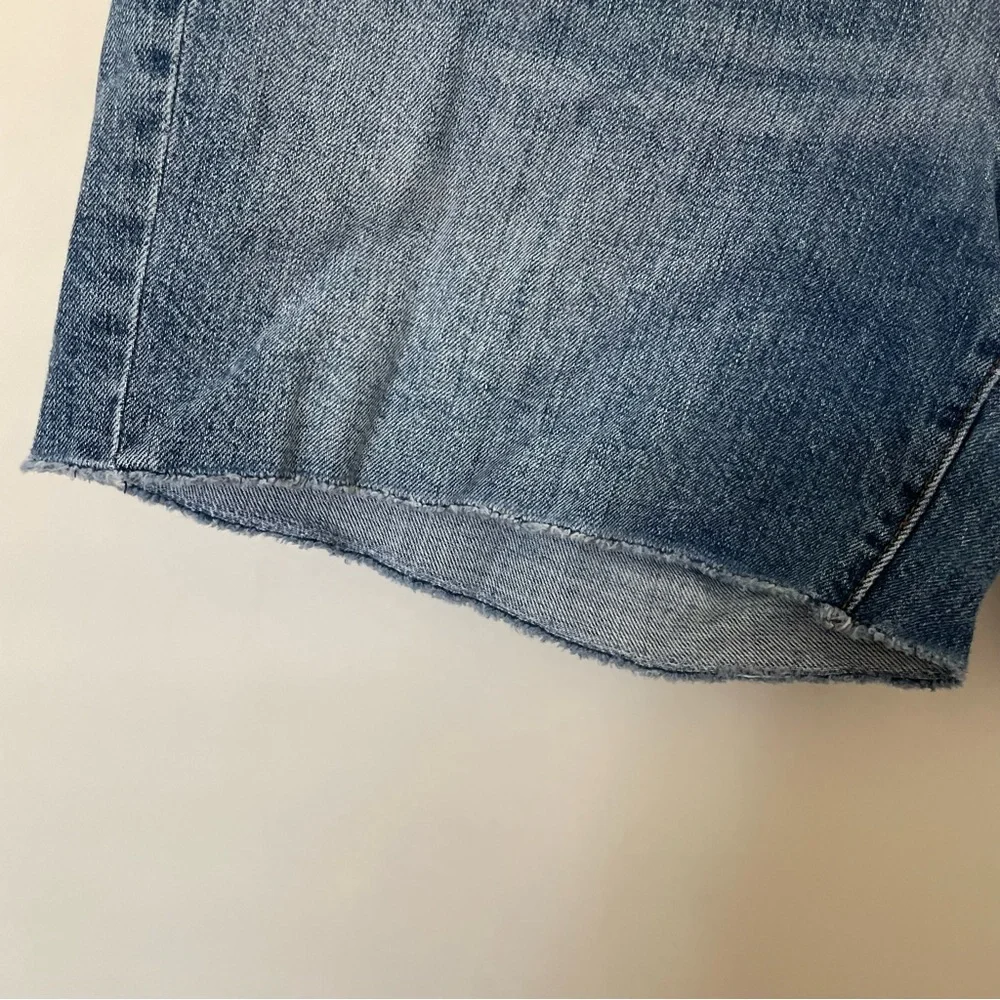 Madewell women’s light wash denim boyshort size 29